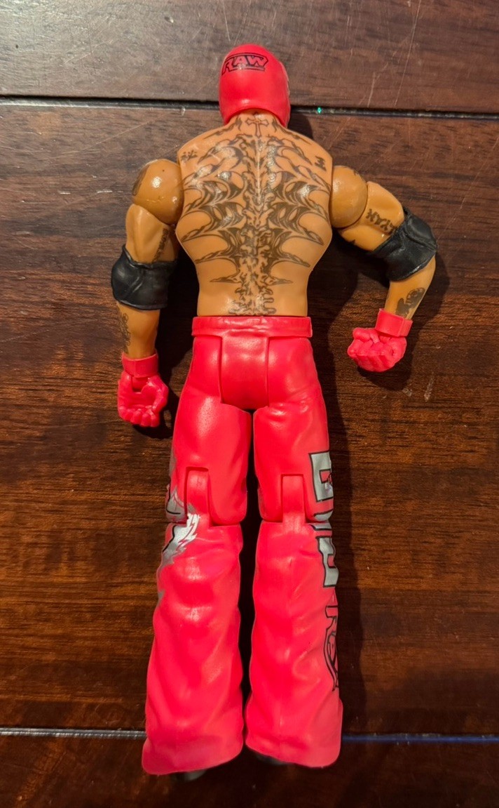 Mattel Rey Mysterio 2011 WWE Action Figure Basic Signature Series 3
