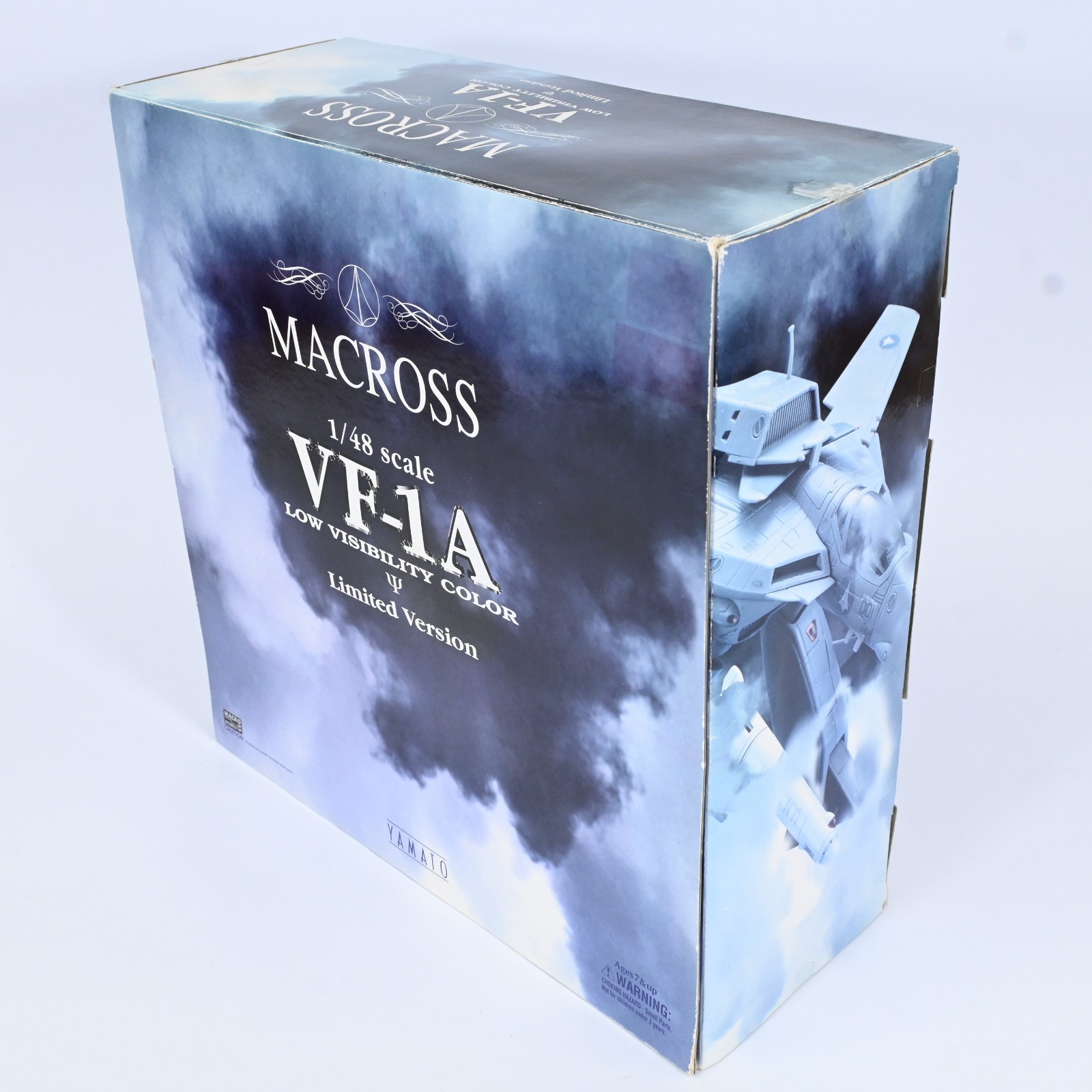Yamato Macross 1/48 VF-1A Low Visibility Color Valkyrie Figure