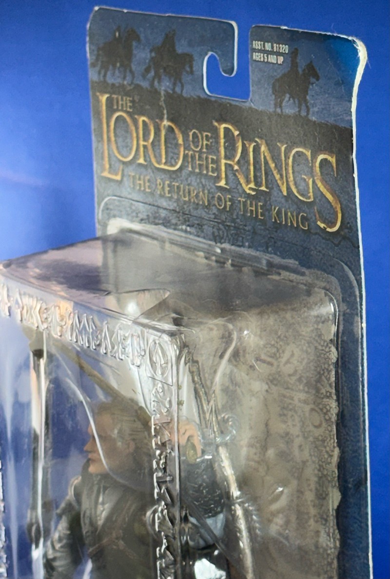 TOYBIZ LORD OF THE RINGS THE RETURN OF THE KING LEGOLAS ROHAN ARMOR MIB 2003