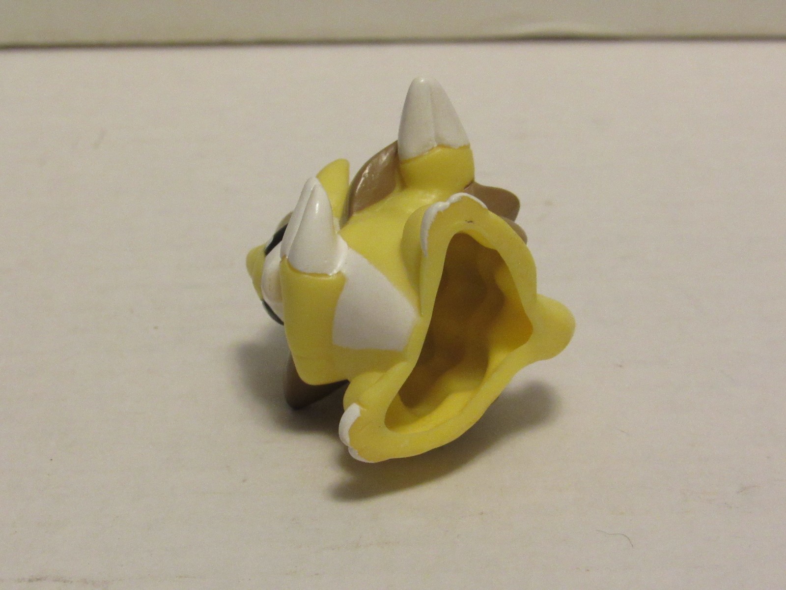 1997 Pokemon Finger Puppet Sandslash Figure Gotta Catch Them All Nintendo #1