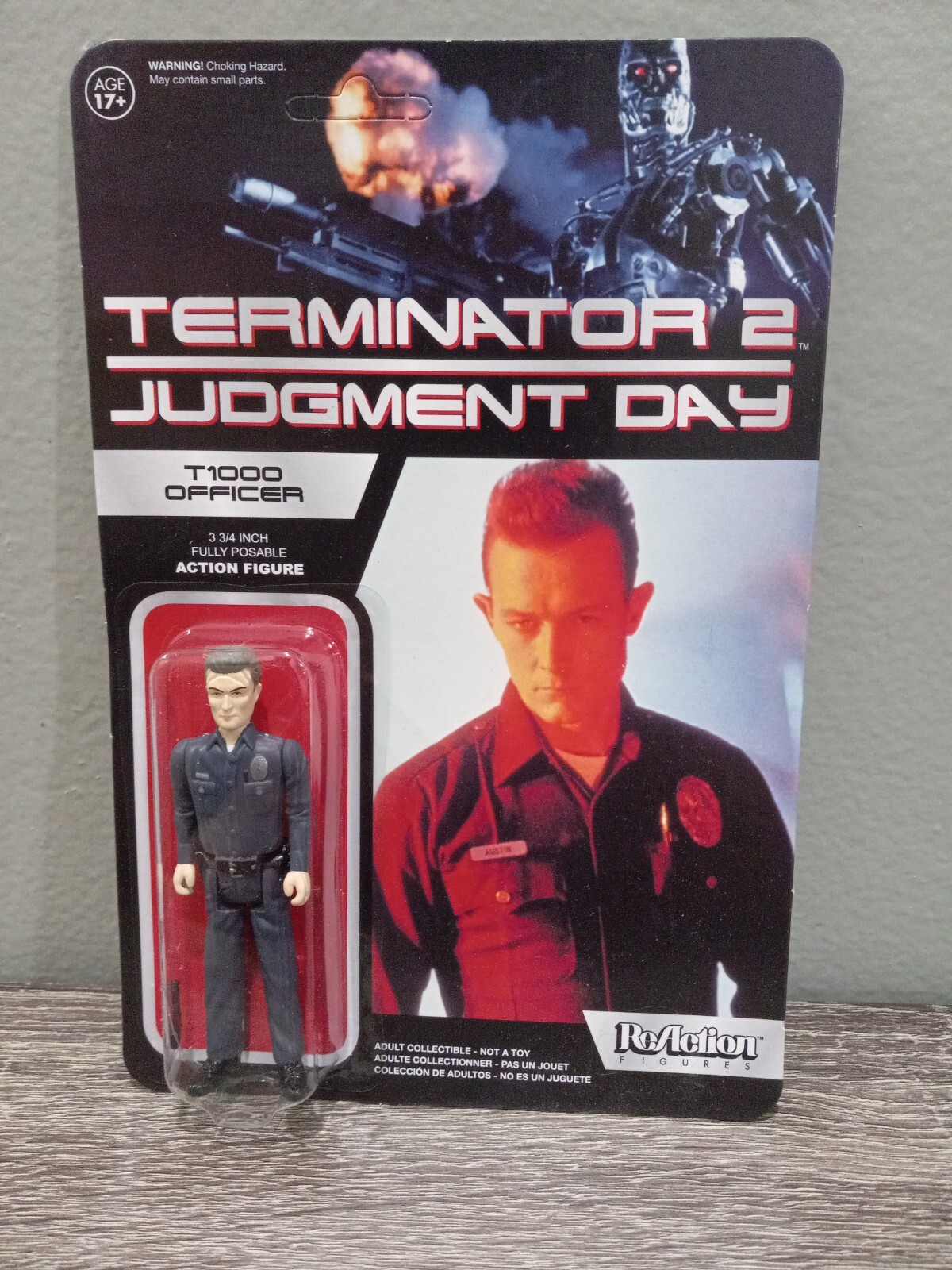 FUNKO REACTION MOVIES TERMINATOR 2 JUDGEMENT DAY T-1000 OFFICER ACTION FIGURE