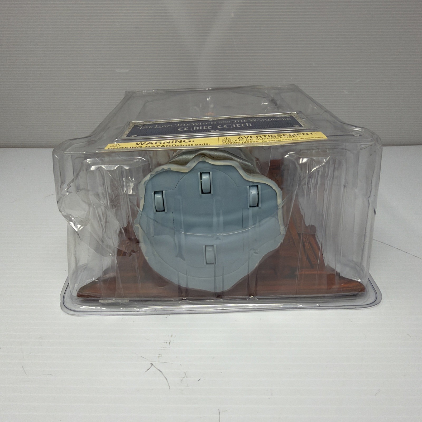 The Chronicles Of Narnia The Lion, The Witch & The WardRobe White Witch Figure
