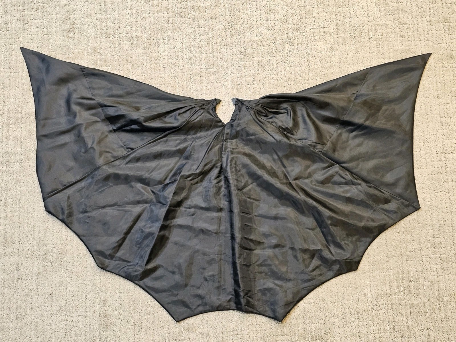 HOT TOYS QS009 DC Batman Begins 1/4 Quarter Scale Fabric Cape Christian Bale