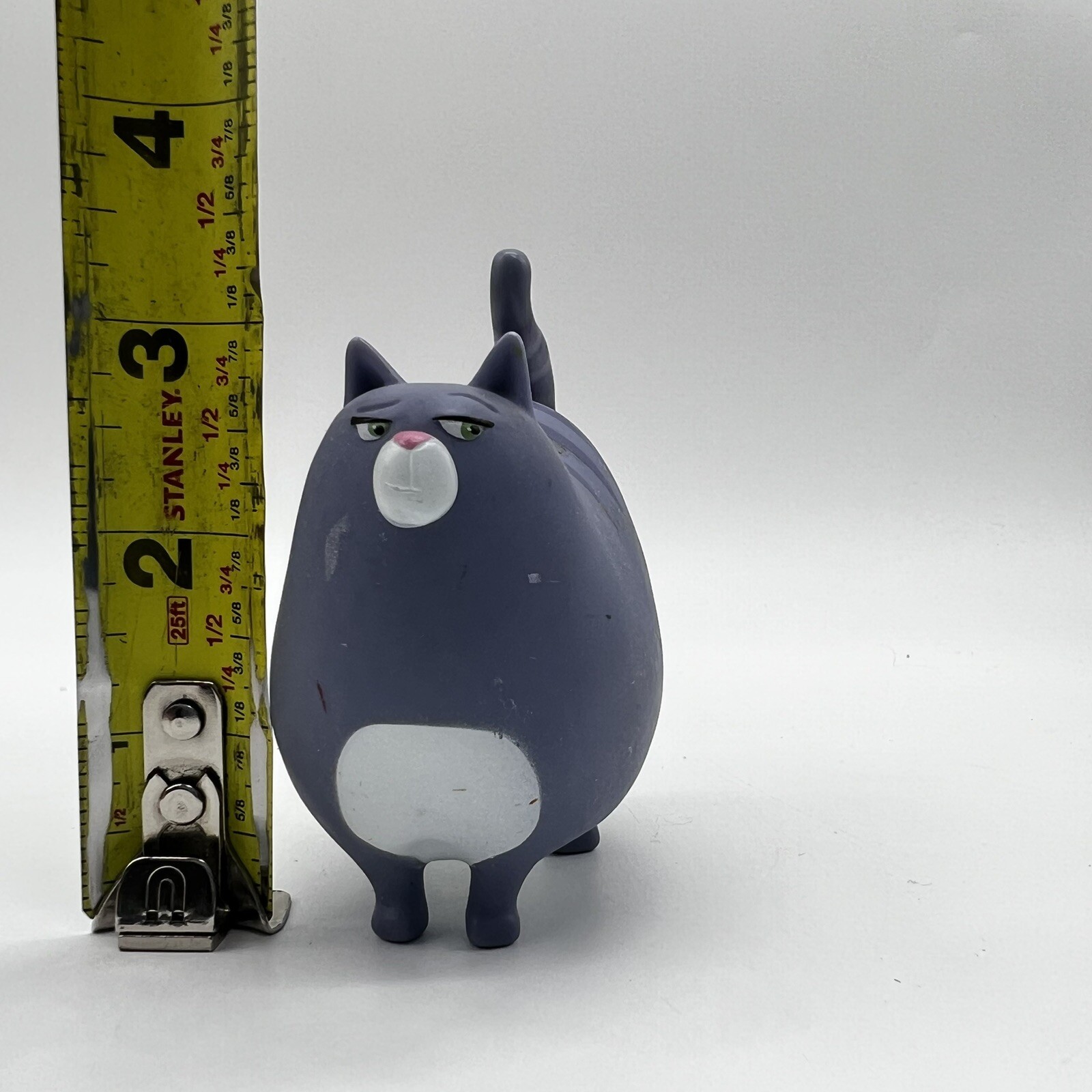 The Secret Life of Pets Chloe Cat Pvc Toy Figurine Cake Topper