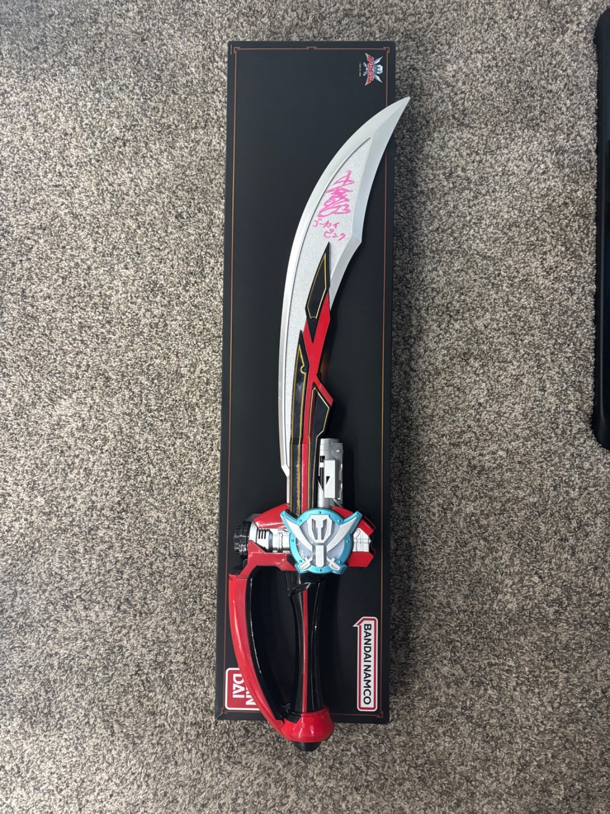 Bandai Sentai Memorial Gokai Gun and Saber Set signed Gokai Pink Power Rangers