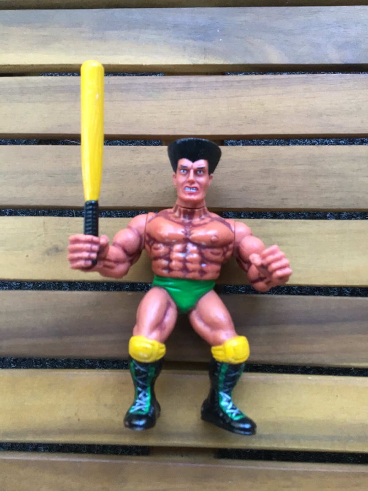 OVERTOP MAN MEXICO WILD BULL WITH BAT! MCT TOP WARRIOR MANNIX T.T. TOYS 90’s KO