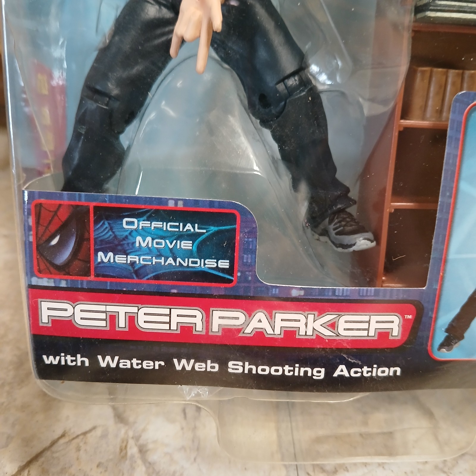 NewToybiz Spider-Man Peter Parker Movie Water Web Shooting Figure – 2002 SEALED