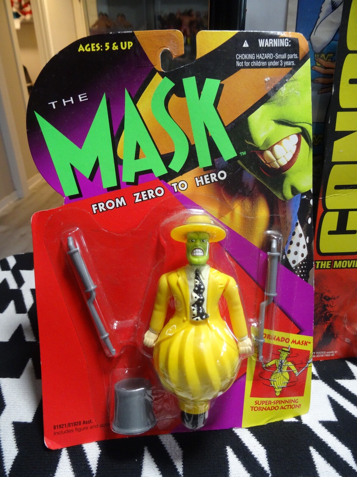 NEW LOT OF 8 -TV Movie Toys Action Figures E.T. THE MASK CONGO MARS ANIMAL HOUSE