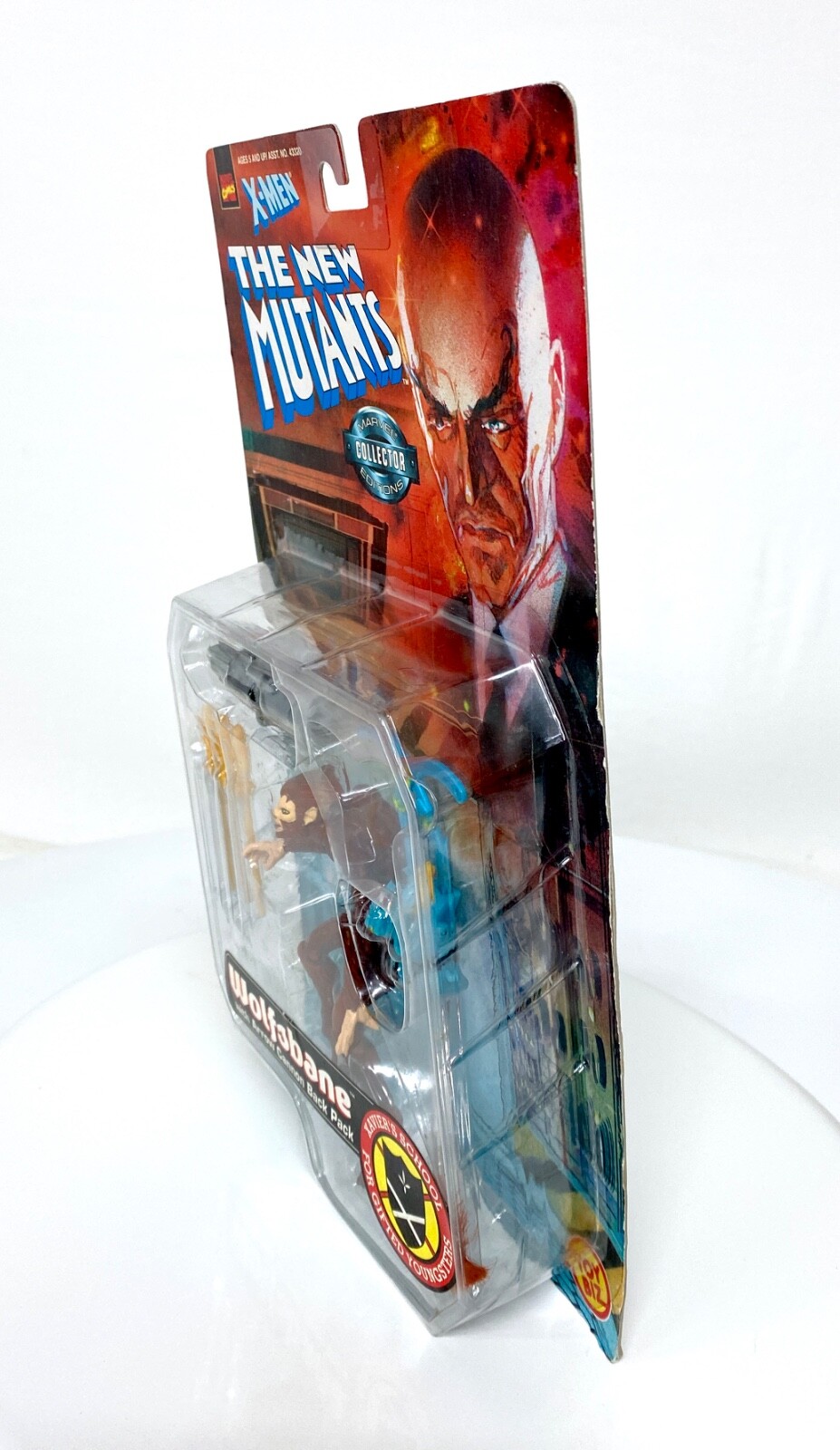 X-Men The New Mutants WOLFSBANE with Arrow Cannon Back Pack Toybiz 1998