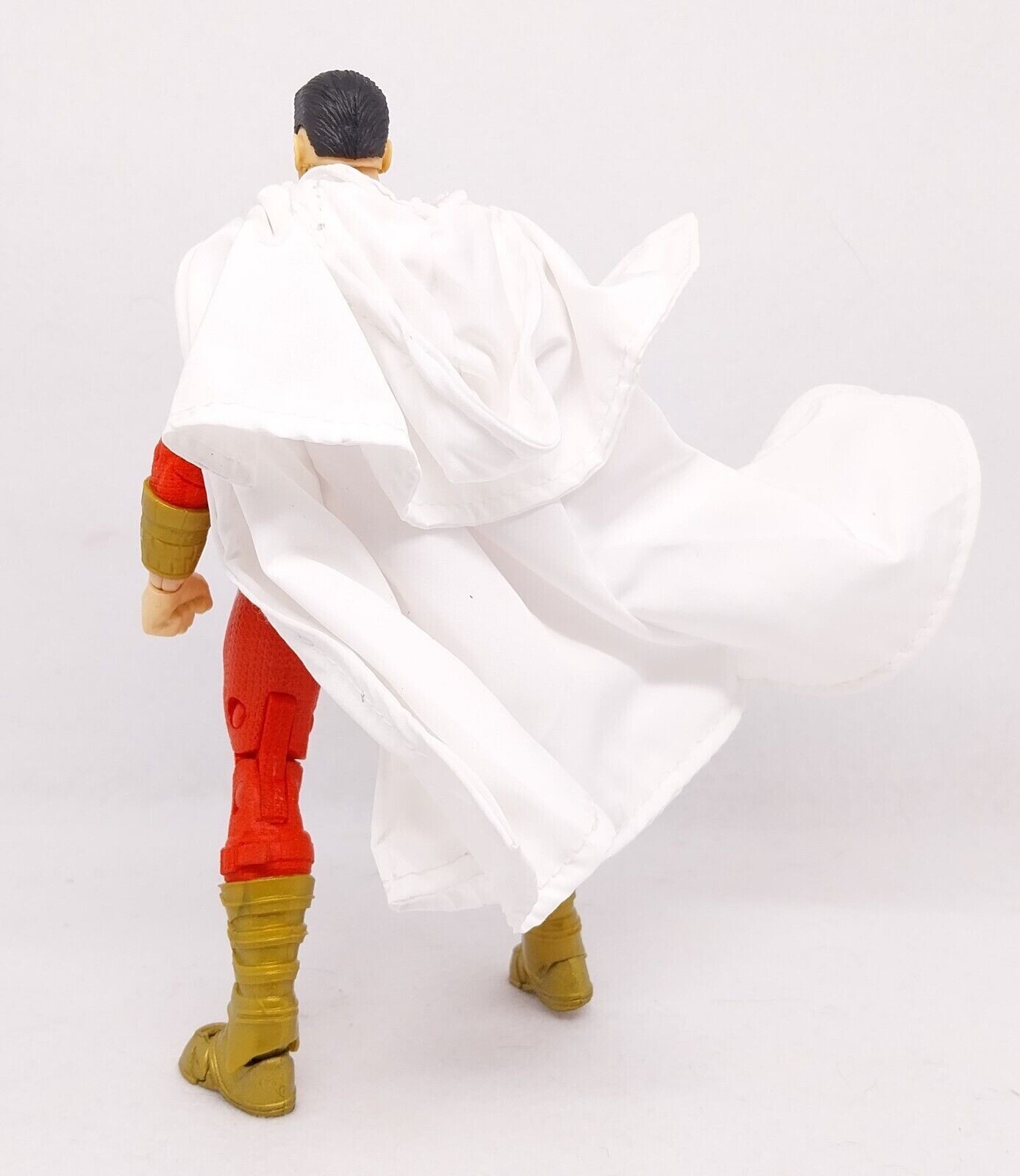 SU-MF-C-CMSZM: 1/12 Wired white Hooded cape for McFarlane Comic Shazam