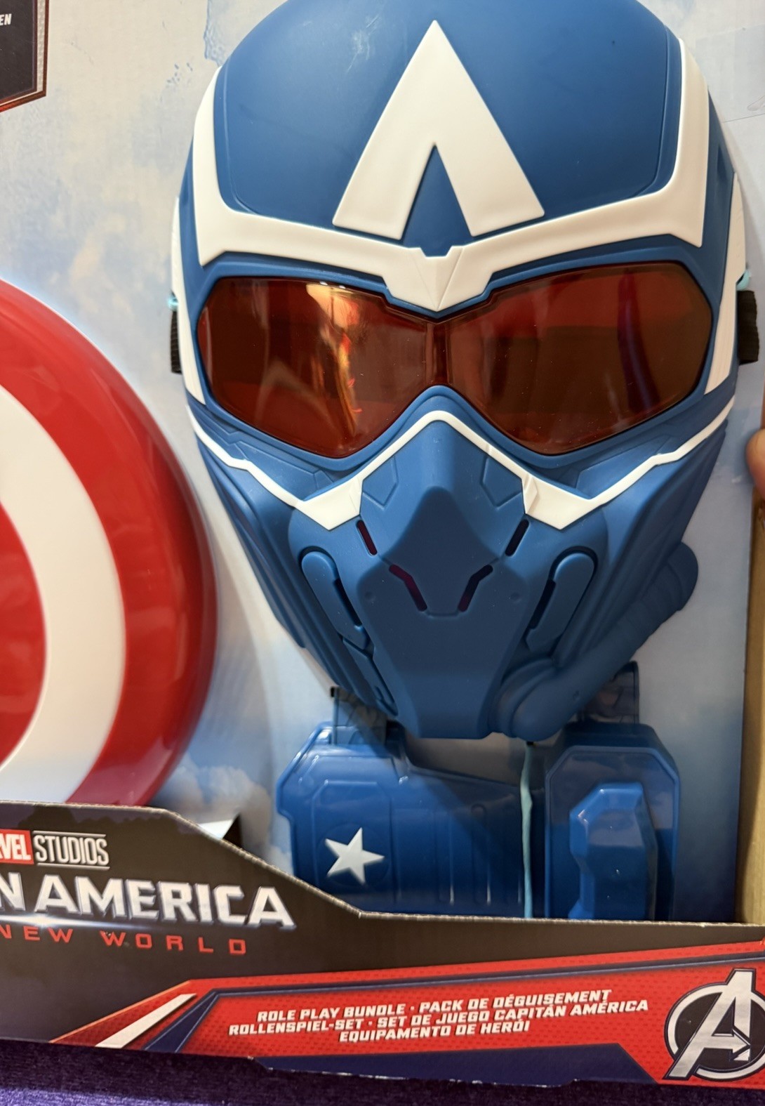 Captain America~Brave New World~Dress Up Set Hasbro Exclusive~Collectible~NEW!!