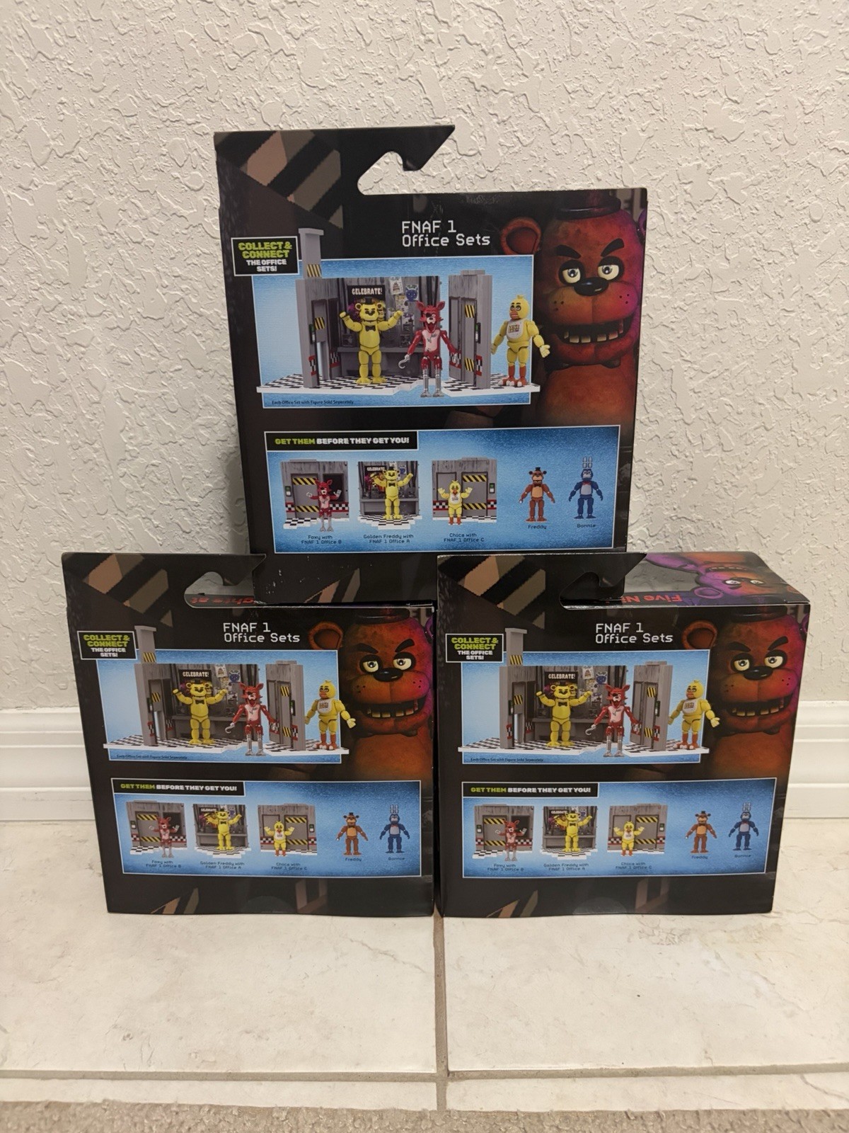 Jazwares Five Nights at Freddy’s FNAF Office Bundle Golden Freddy Chica Foxy New