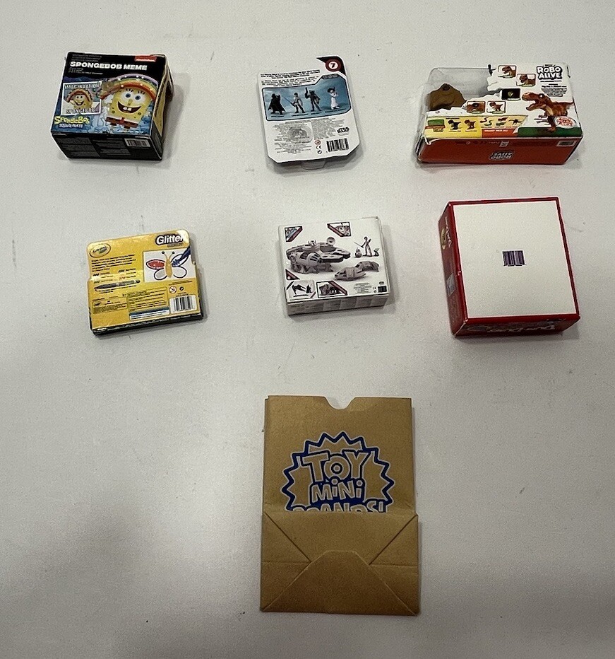 Zuru Mini Brands Mixed Lot Of 7 Items: Star Wars Sponge Bob Crayola Dum Dum Dino