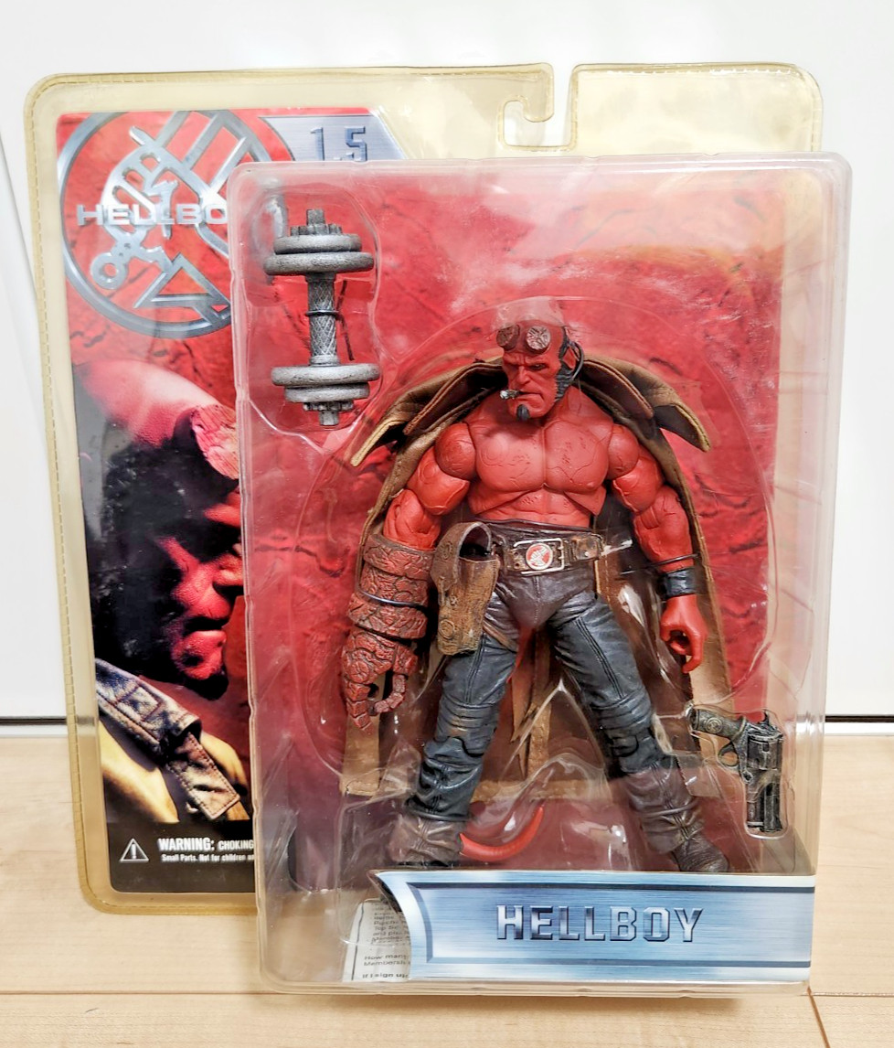 Mezco Hellboy 1.5 Figure w/ Dumbell MOC SEALED New
