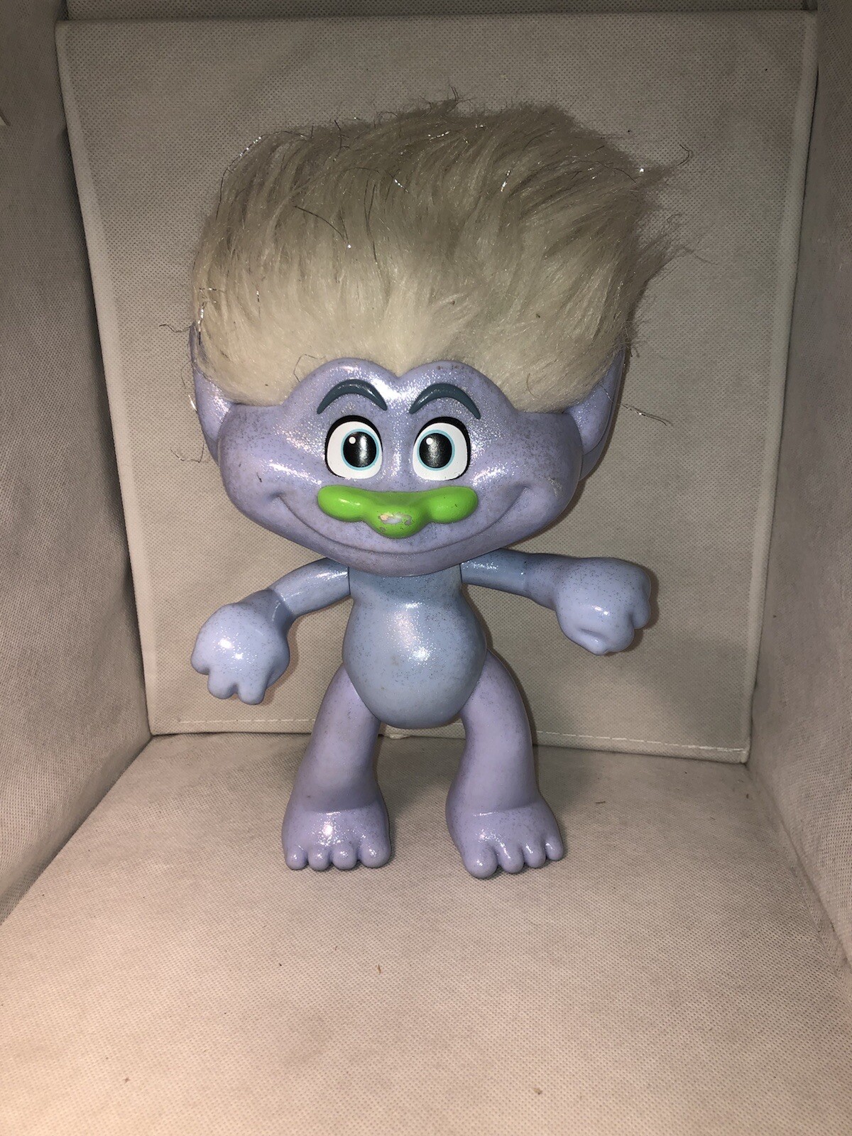 Trolls DreamWorks Glitterific Guy Diamond 4 years and up Poseable Hasboro