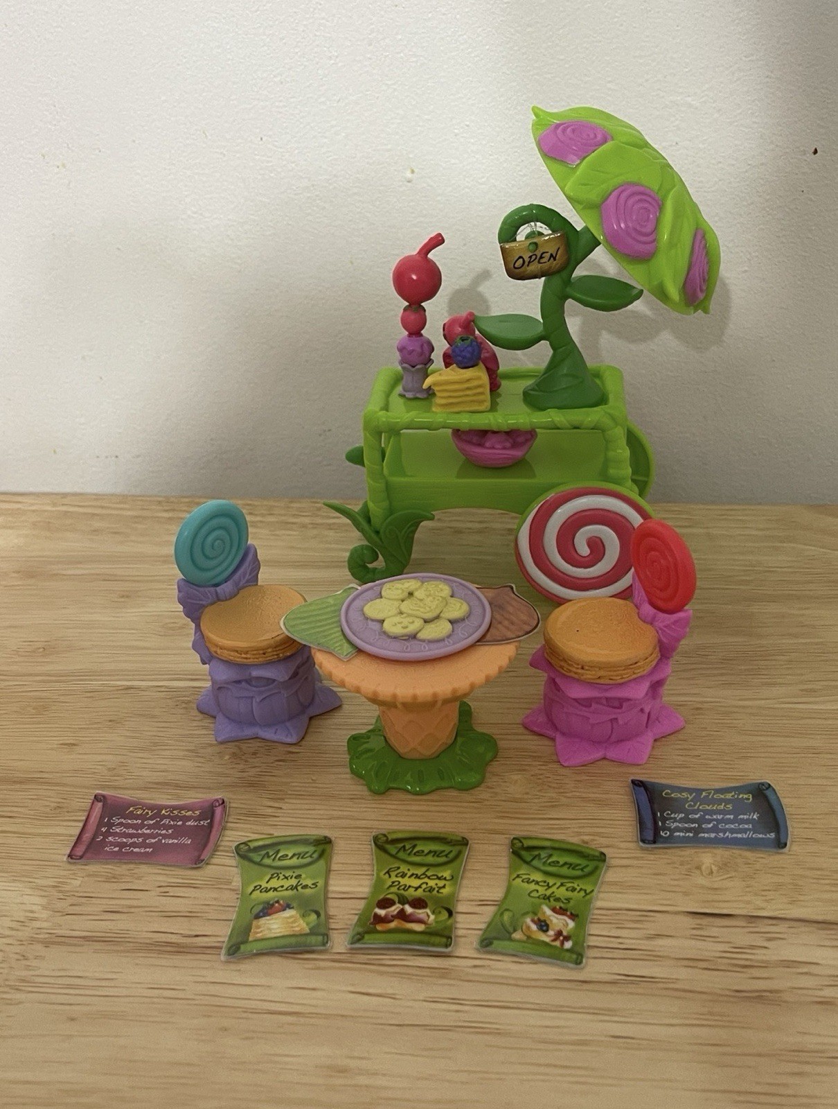 Disney Tinkerbell Fairies Pixie Hollow Tink’s Pixie Sweets Cafe