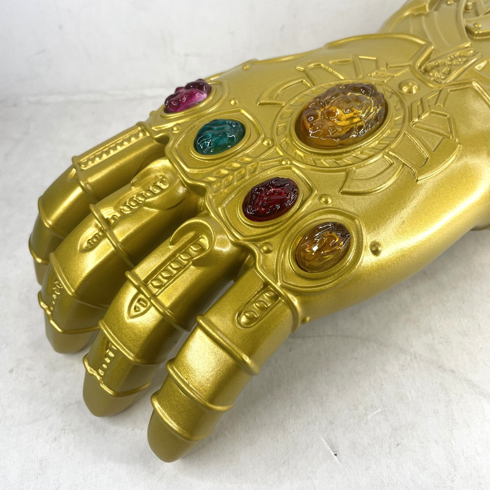 Thanos Infinity War Gauntlet w/LED Light Glove For Kid Size Avengers Costume Toy