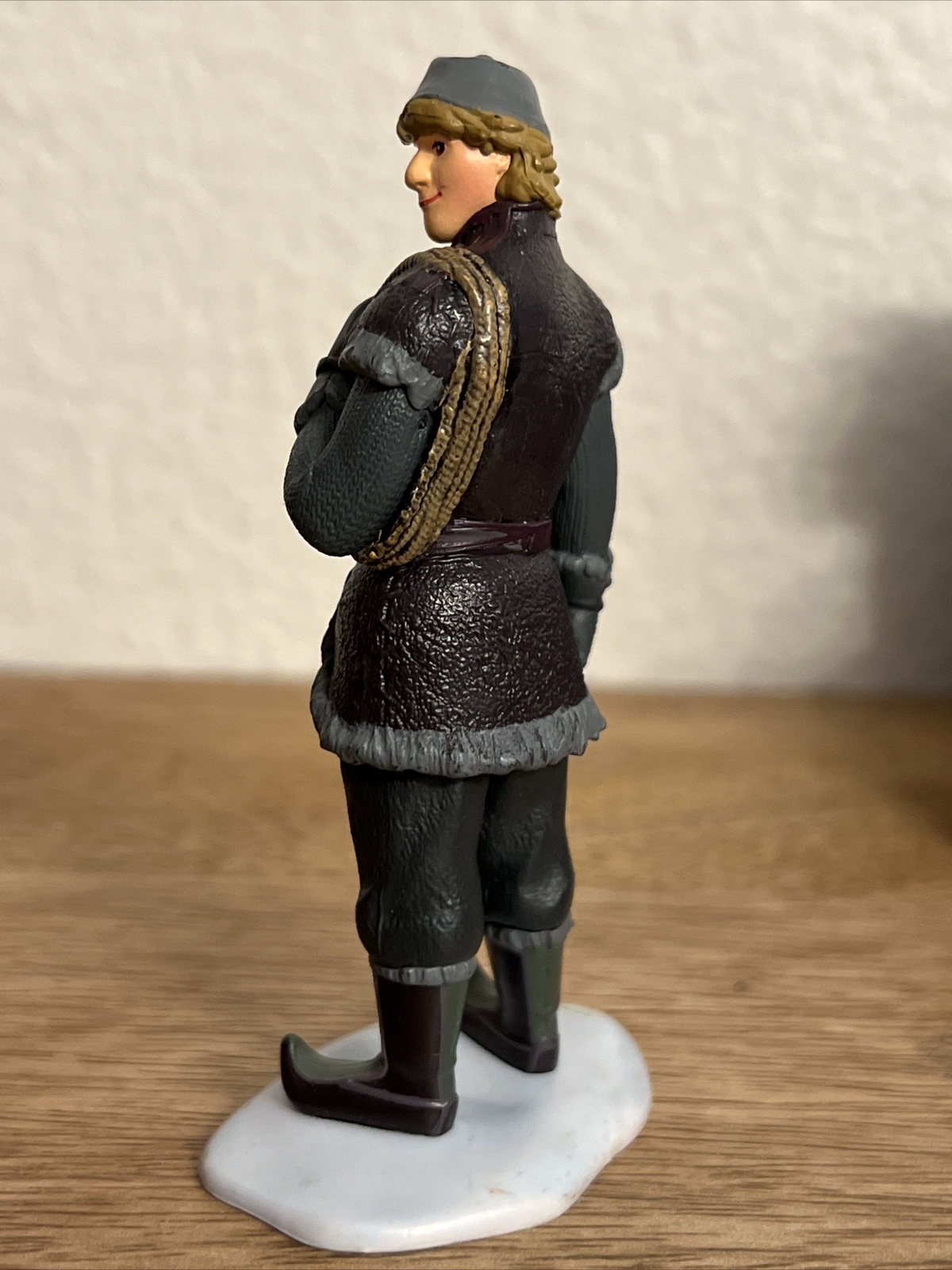 KRISTOFF FROZEN DISNEY 4” ACTION FIGURE PVC PLASTIC TOY