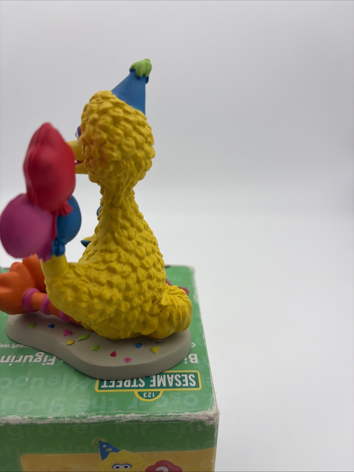 Vtg Sesame Street Big Bird Birthday PVC Figure 3 Years Gums 2005