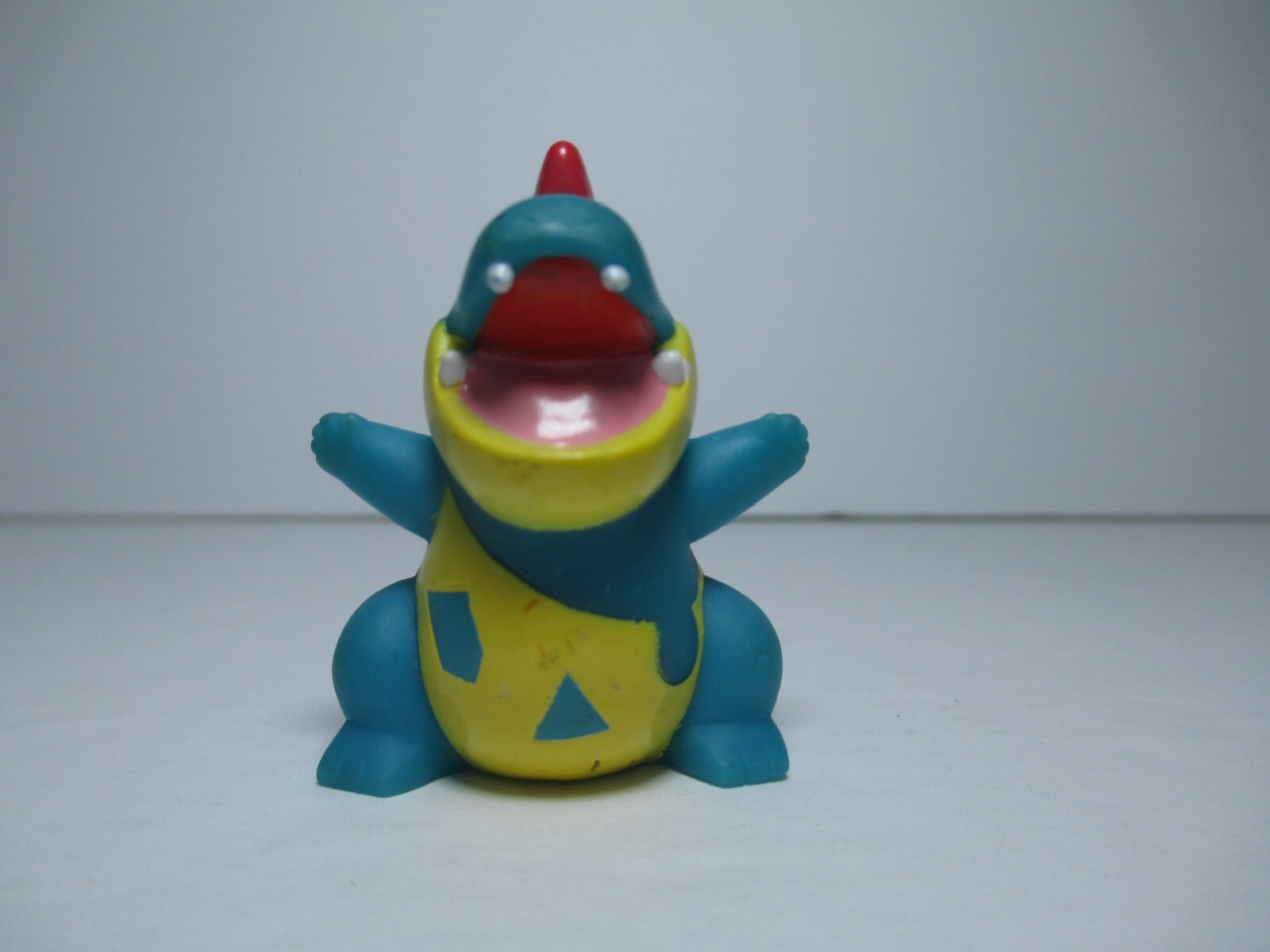 2008 Pokemon Finger Puppet Croconaw Figure Gotta Catch Them All Nintendo Bandai
