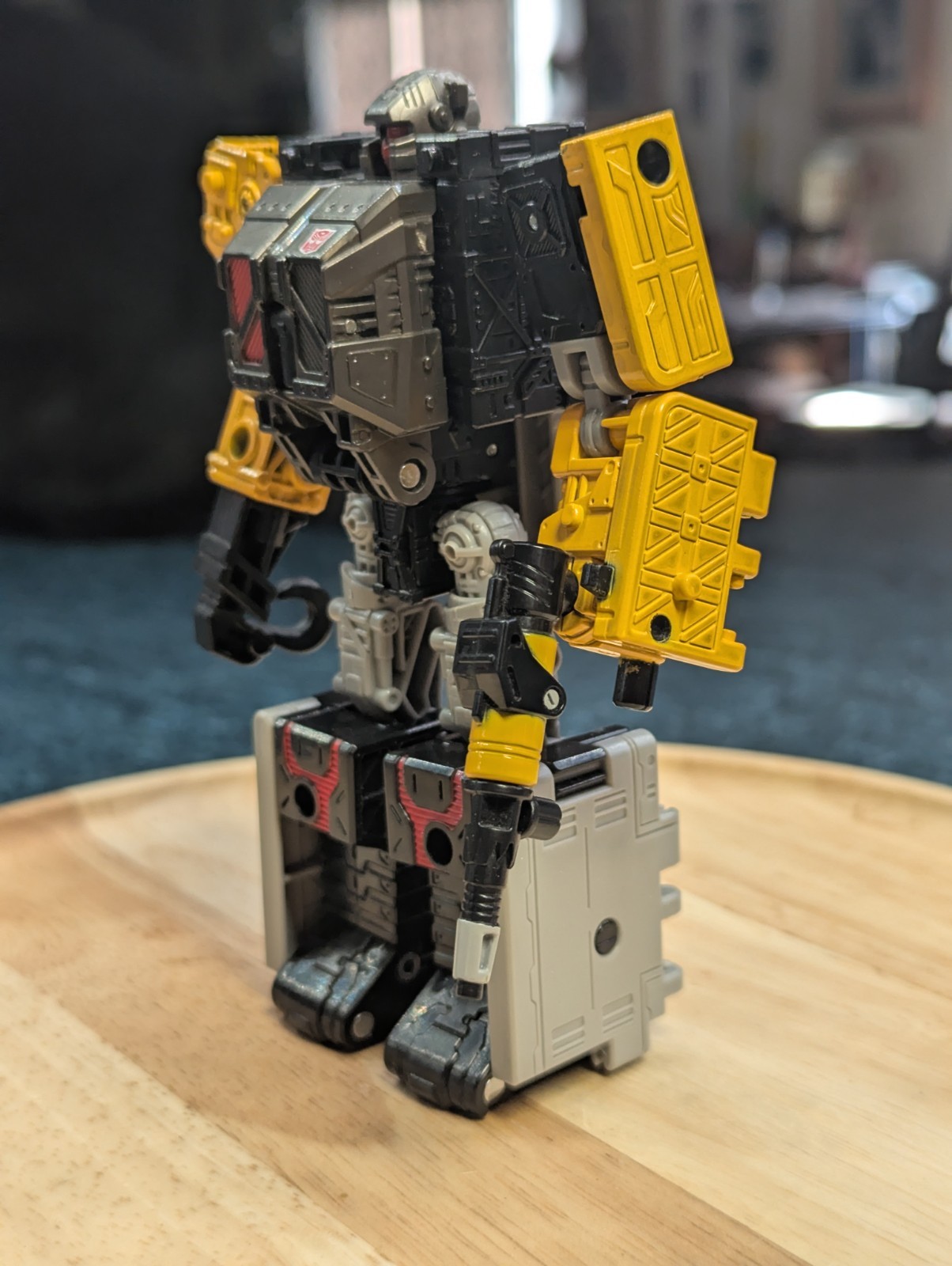 Transformers War for Cybertron Earthrise Ironworks Loose & Complete