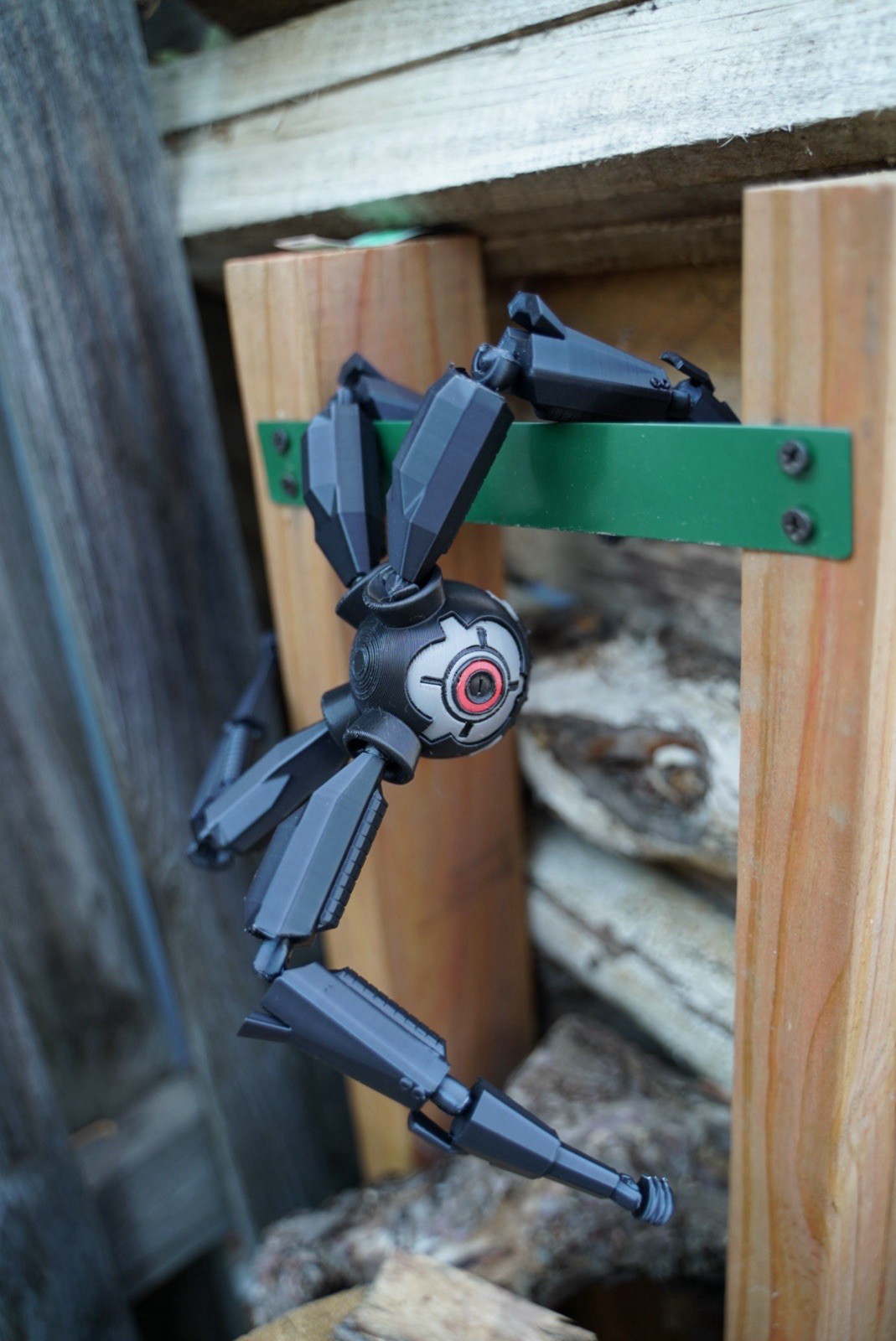 Arc Raiders Leaper – display – desk – video games – 3D Printed –