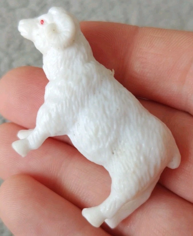 Ubranded hard PVC plastic albino white red eyes ram farm animal mini 2″