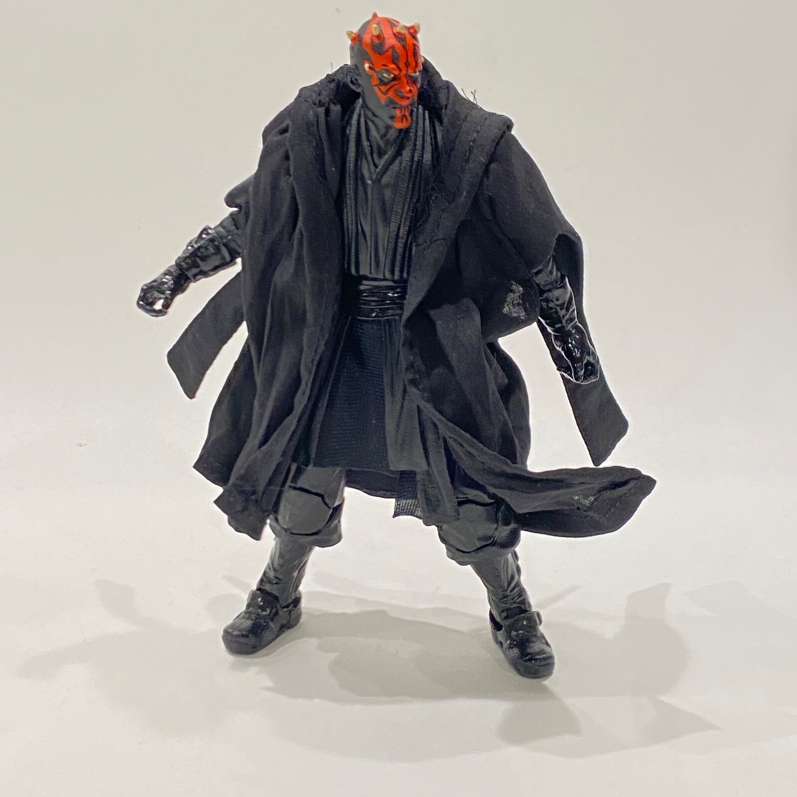 SU-R-DM: Deluxe Wired Sith Cloak Robe for 6″ Star Wars Darth Maul (No Figure)