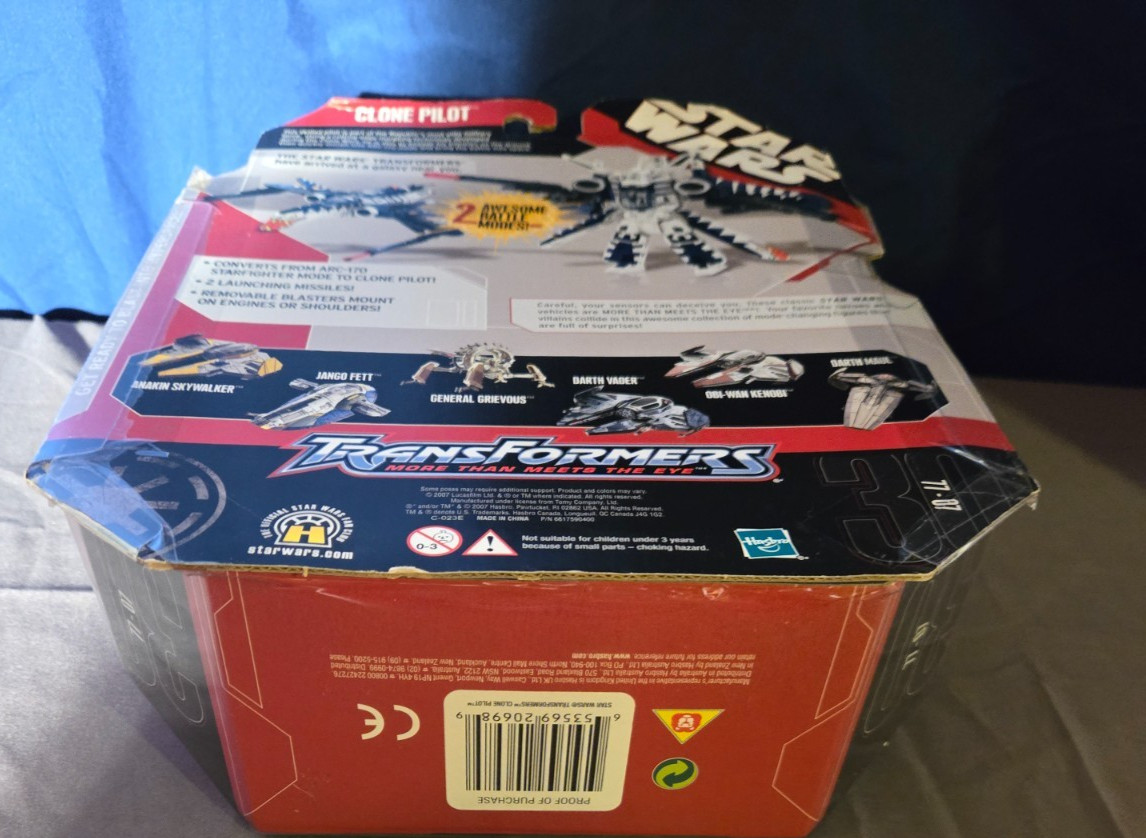 2007 Star Wars TRANSFORMERS Clone Pilot ARC-170 Star fighter Sealed