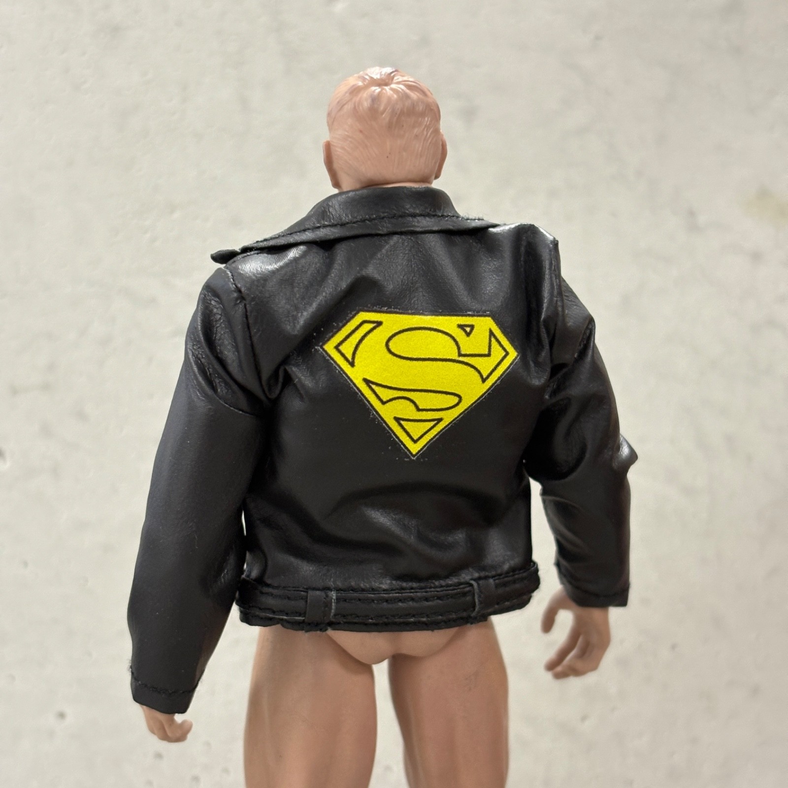 PB-MF-SUPB: 1/12 Faux Leather Jacket for McFarlane Superboy, 6″ muscular body