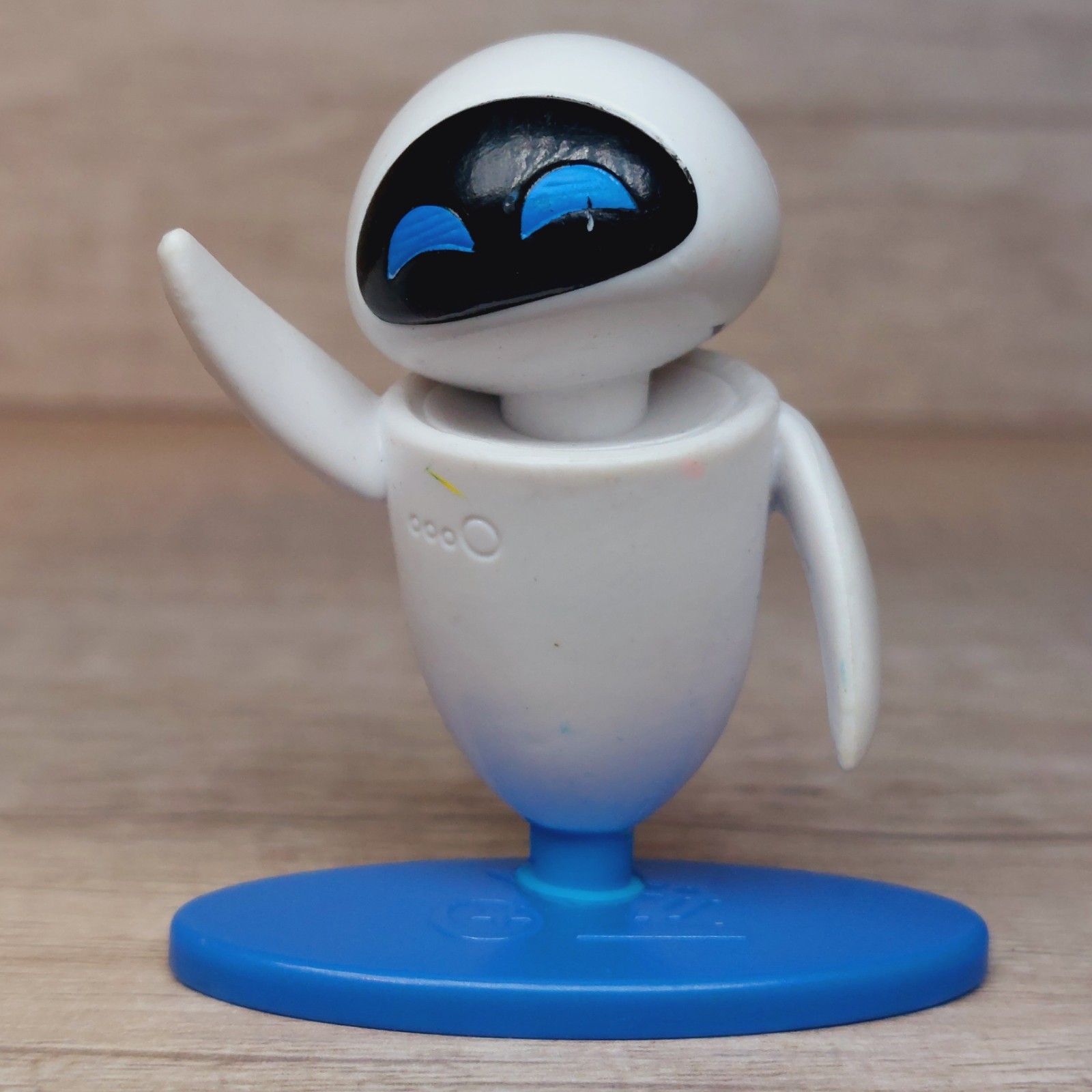 EVE Robot Wall-e Disney Pixar 2020 Toy Figure Mattel
