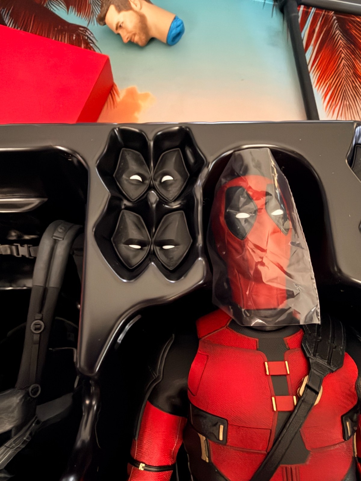 Hot Toys 1/6 MMS746 Deadpool & Wolverine – Deadpool Special Edition