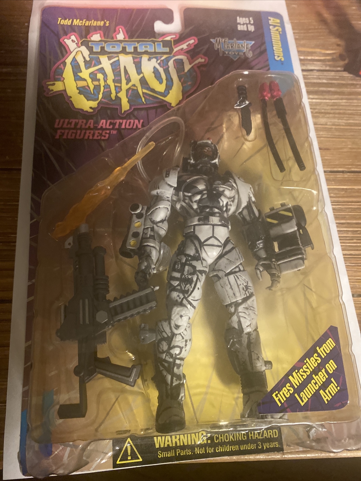 McFarlane TOTAL CHAOS AL SIMMONS ACTION FIGURE/COMIC BOOK COMBO LOT – FREE S & H