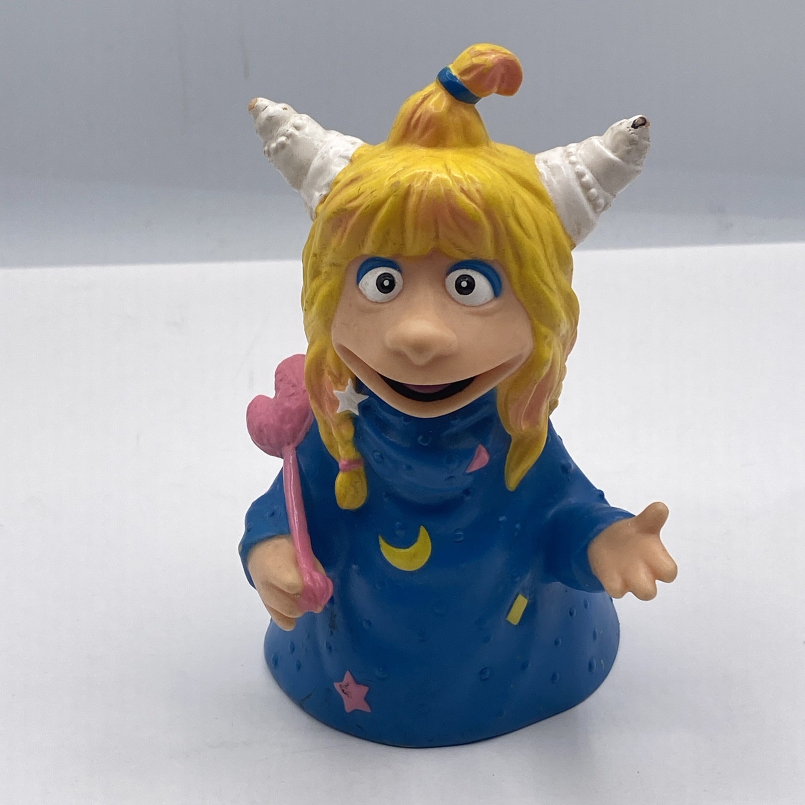 Vintage 1990 MTV Eureka’s Castle Hand Puppet Pizza Hut Promotion Eureka Toy