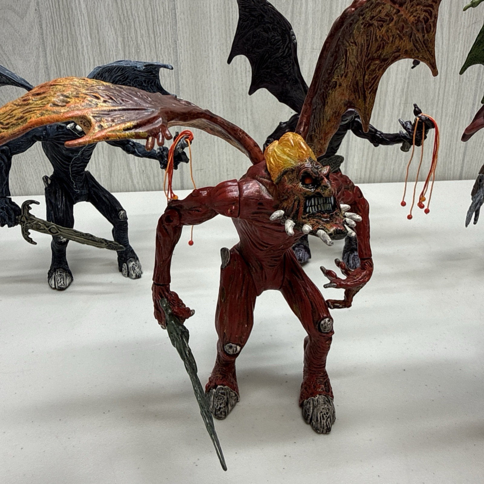 Middle Earth Balrog Lot action figures 1998 The Lord of the Rings *READ*