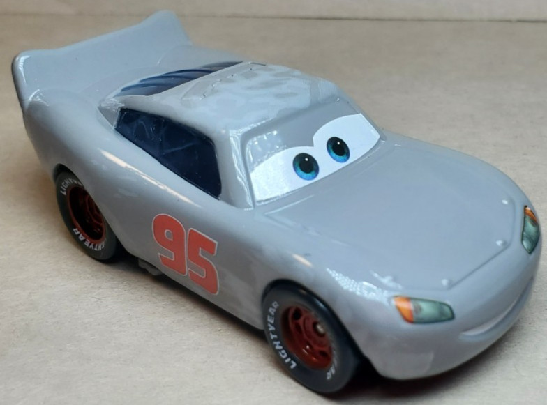 Disney Pixar Cars 3 Primer Lightning McQueen Diecast 1:55 FC Radiator Springs 95