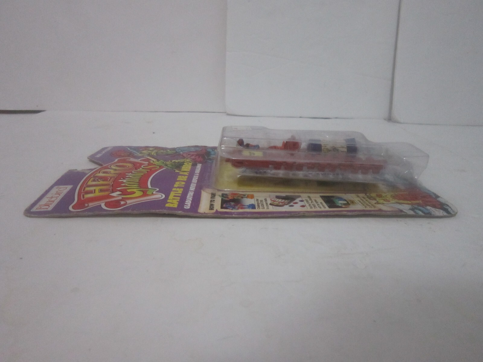 Lot – 2 Unopened ’91 Bluebird Hero Gladiators figures Warlord Skor + Wise Eldroc