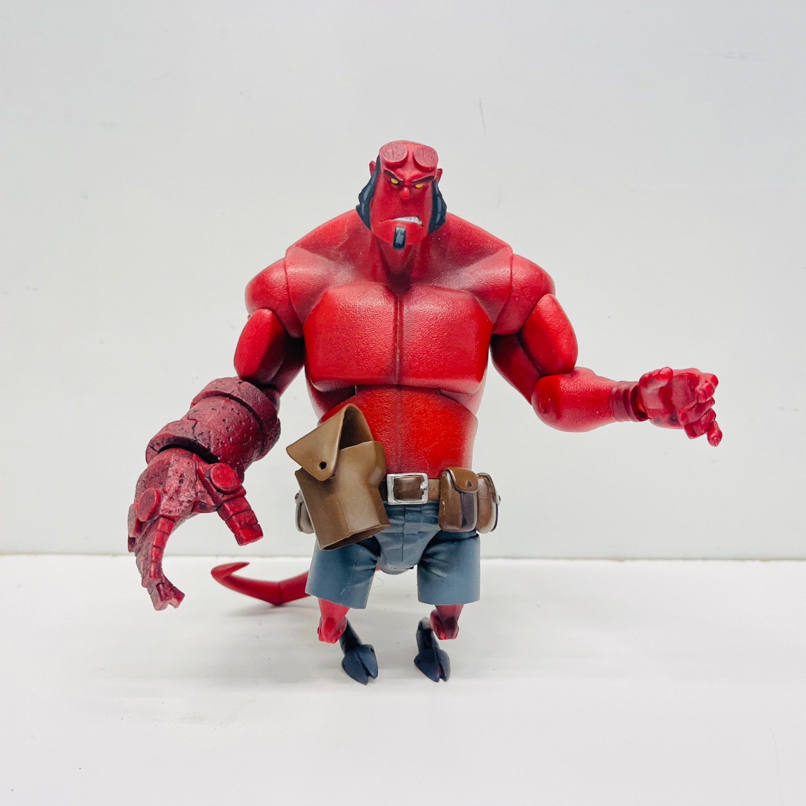 Hellboy (No Horns) Animated Deluxe Action Figure Gentle Giant 2007 loose 6 in.