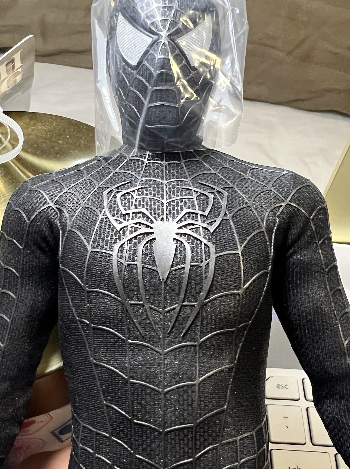 Hot Toys Marvel Spider-Man 3 Spider-Man (Black Suit) Sixth Scale Figure MMS727