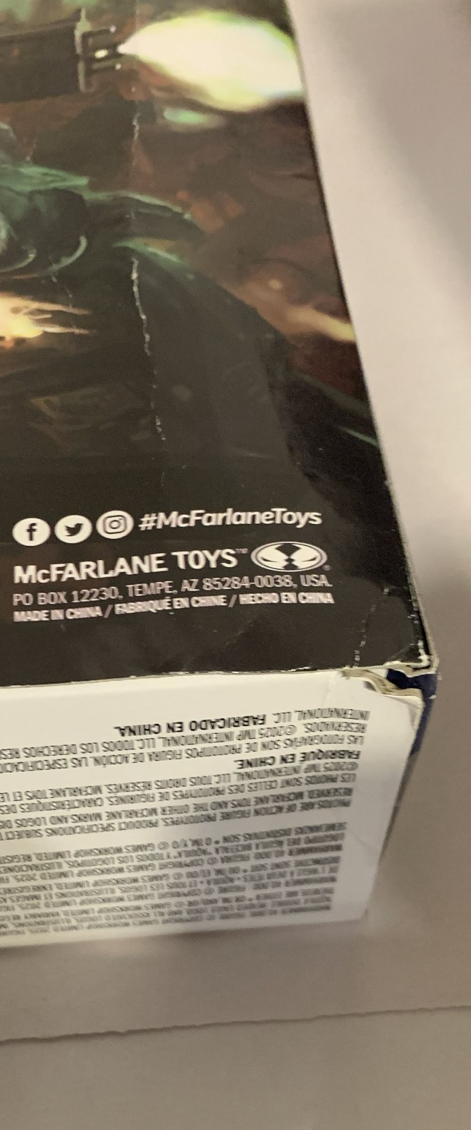4x McFarlane Warhammer 40,000: Captain Cyrus Elite, Blood Angel, Ultra Marines