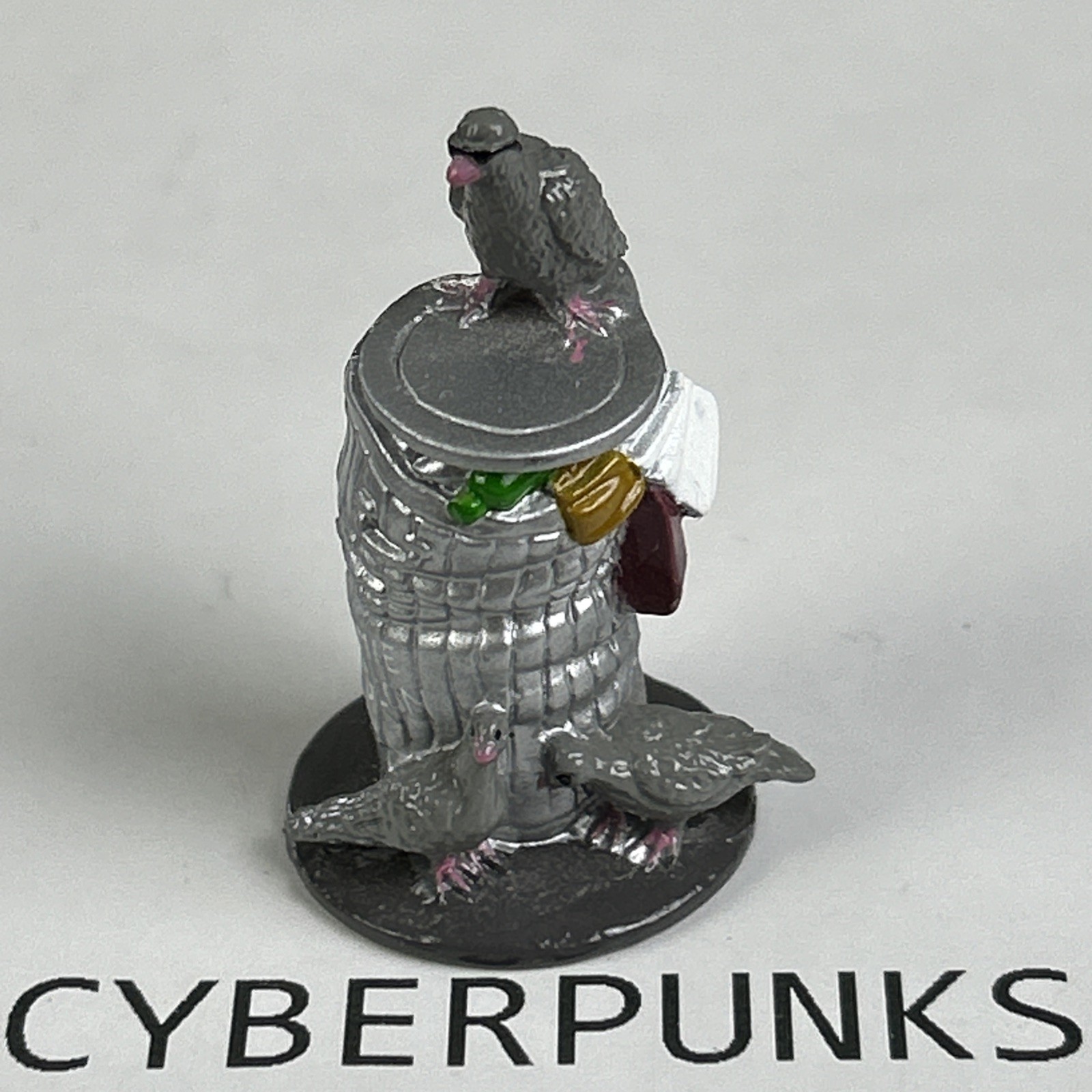 Homies Series 6 “Homie Pigeon” Figure 1/32 Scale