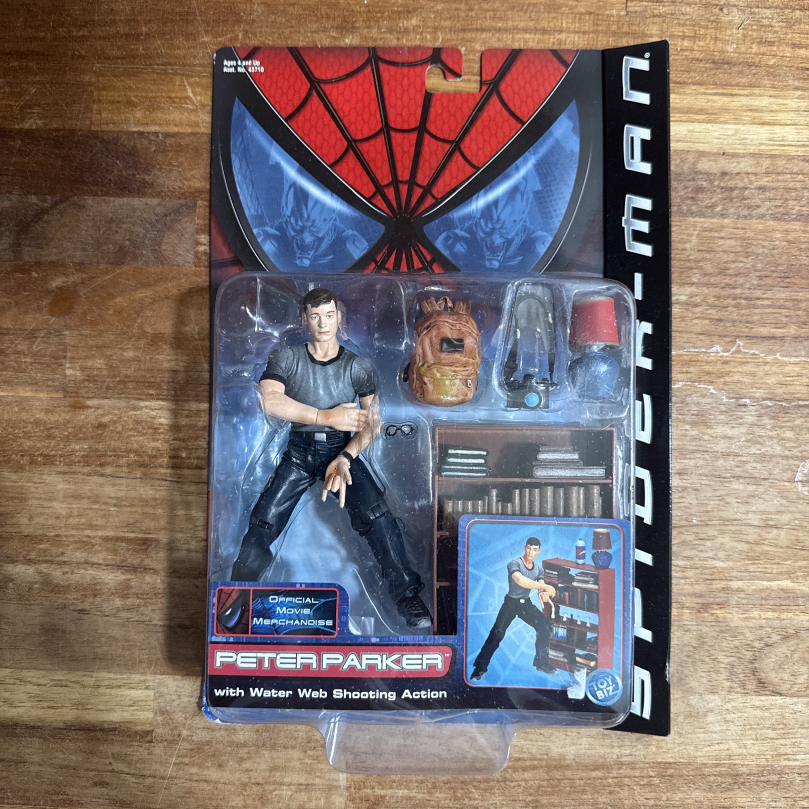 Spider-Man Movie Peter Parker Water Web Shooting Vintage 2002 Action Figure NEW