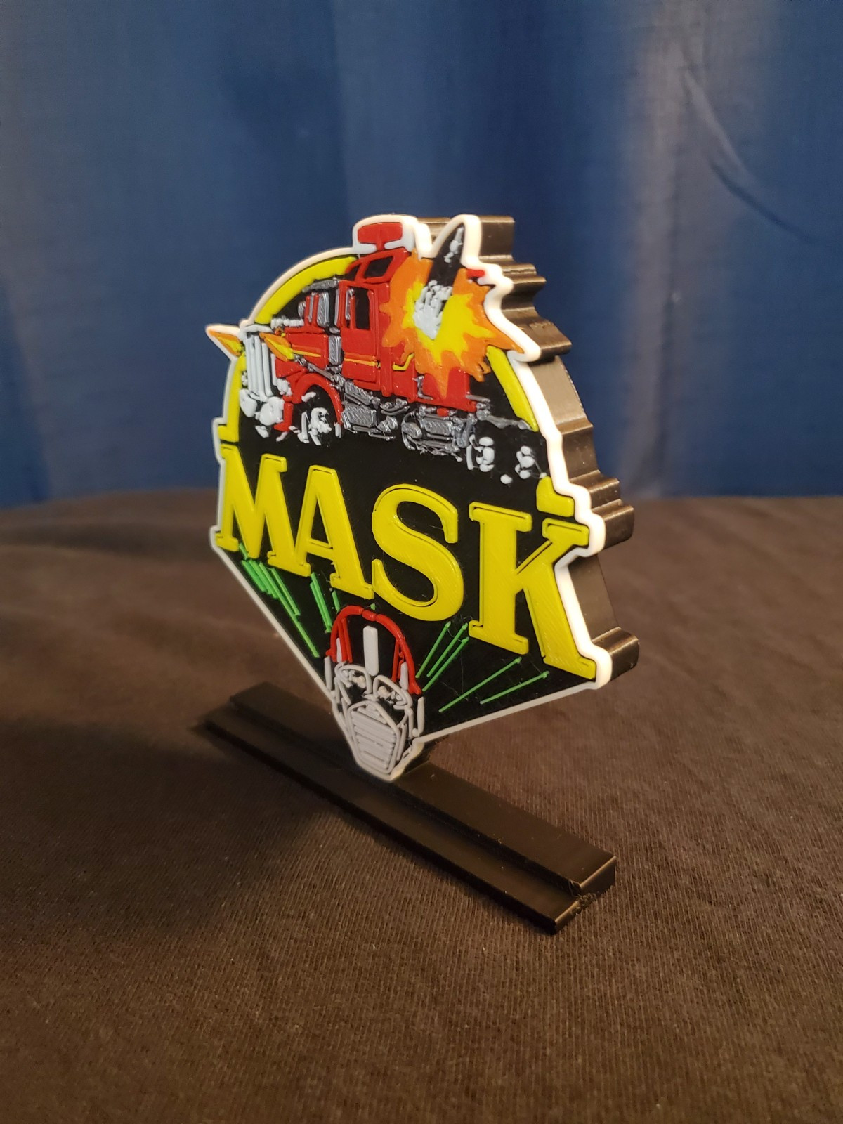 M.A.S.K. logo display Kenner Decorative Self standing MASK V3