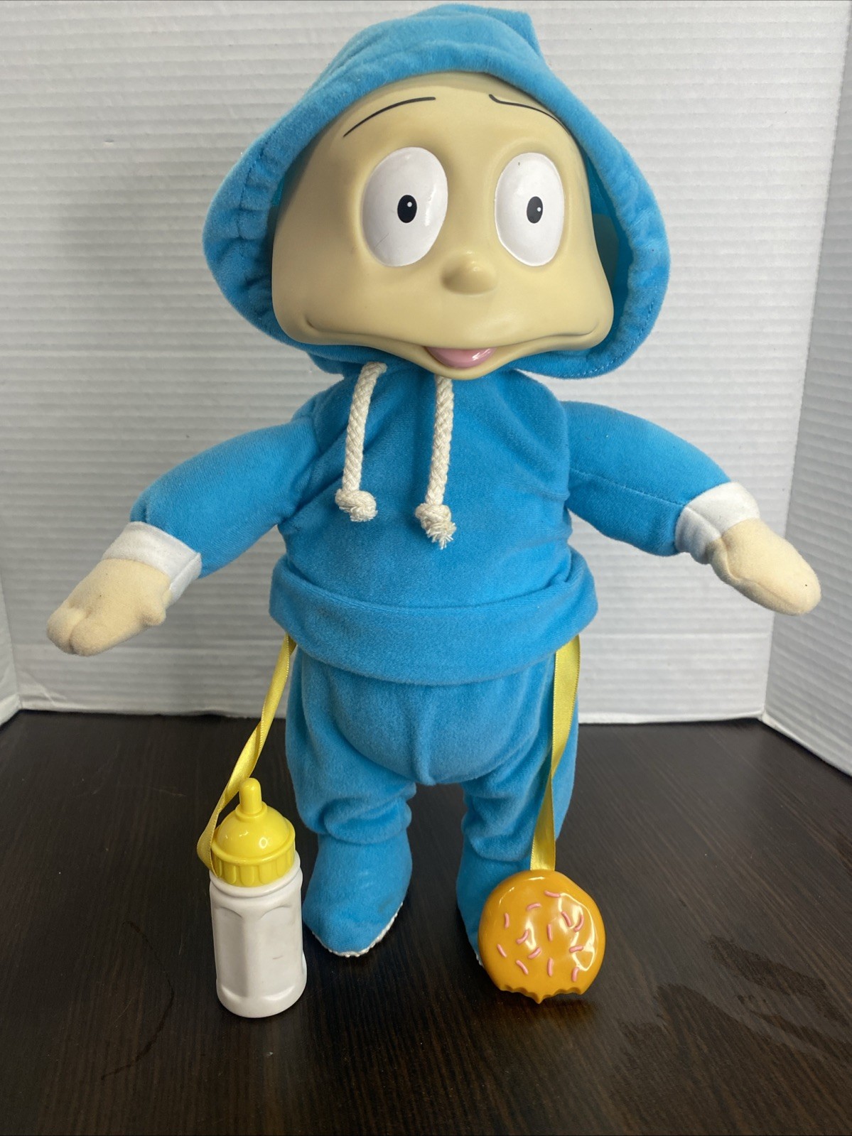VTG 1997 Nickelodeon Rugrats “Tommy Pickles” Doll Bottle & Cookie Tested Works