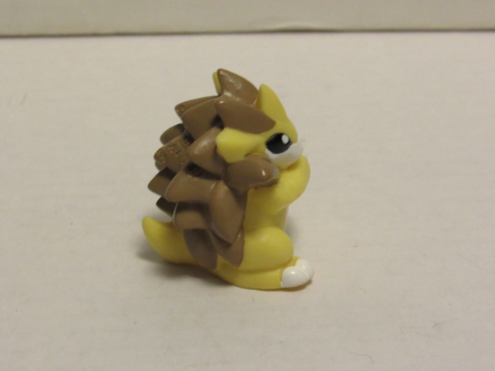 1997 Pokemon Finger Puppet Sandslash Figure Gotta Catch Them All Nintendo #1
