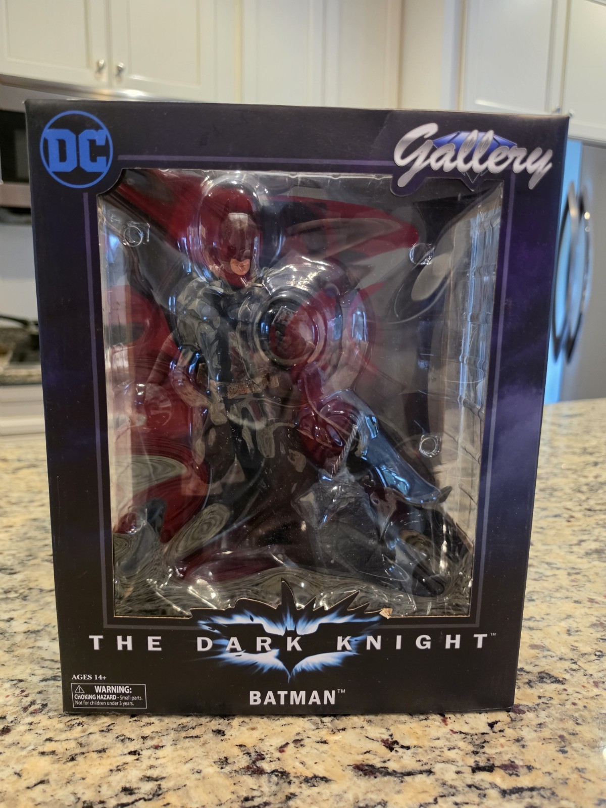 DC Gallery Diorama Batman Action Figure The Dark Knight Christian Bale