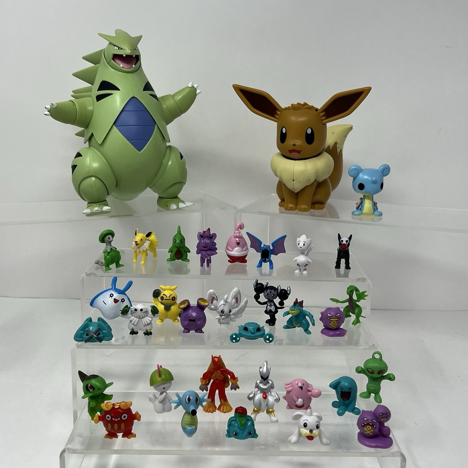 Pokemon Toys Tyranitar 6″ & Miniature Figures Lot Anime Pocket Monster