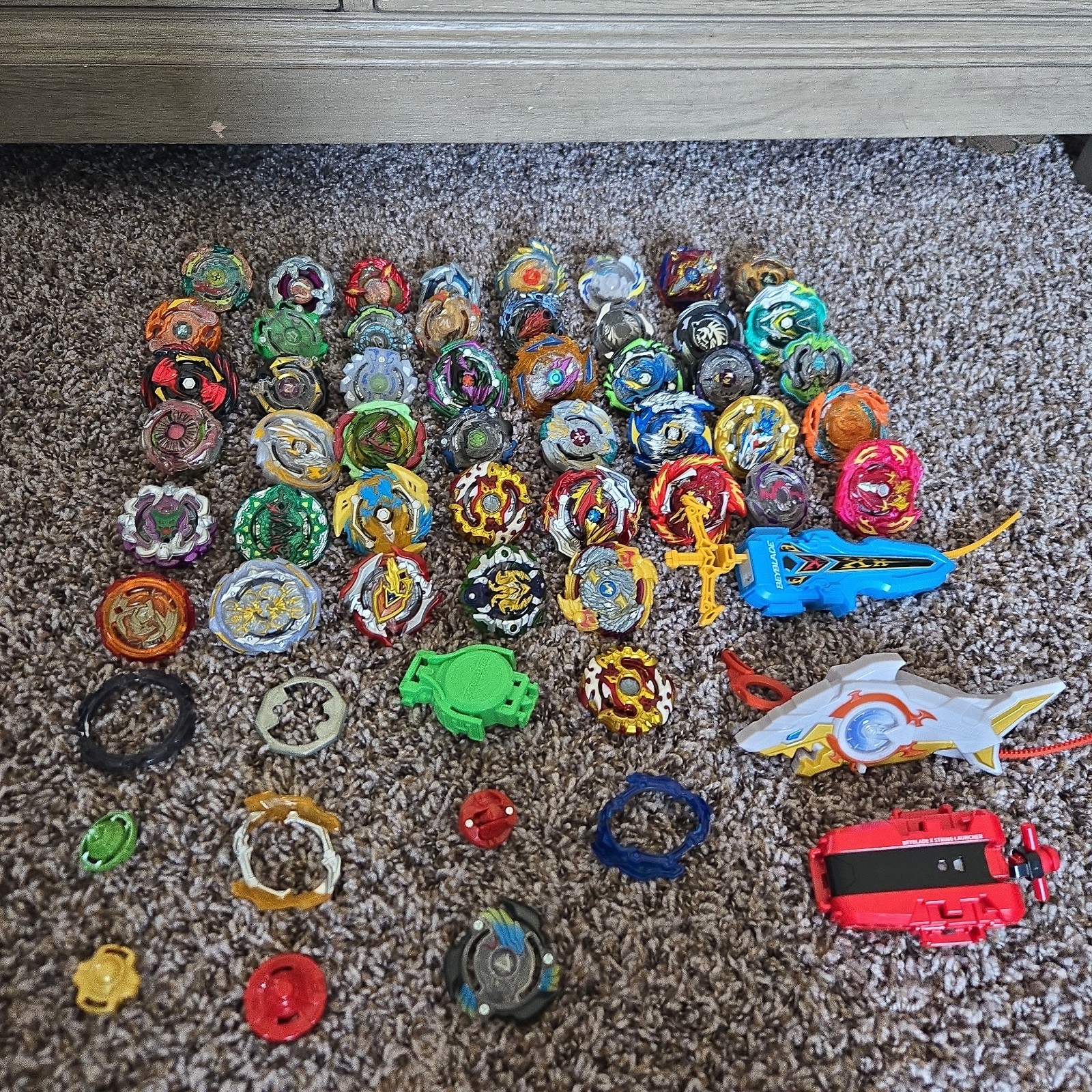 HUGE Bayblade Lot Rare With Many Pieces And Launchers –READ DESCRIPTION–