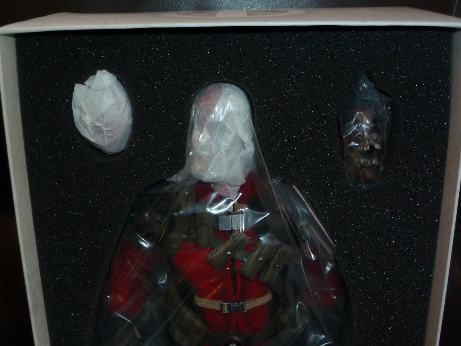 DEADPOOL SIDESHOW COLLECTIBLES 2015 EXCLUSIVE 12 inch FIGURE BOXED ITEM # 10078