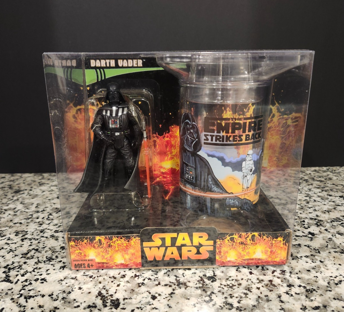 Darth Vader 2005 STAR WARS Revenge of the Sith CUP Set NEW MIB
